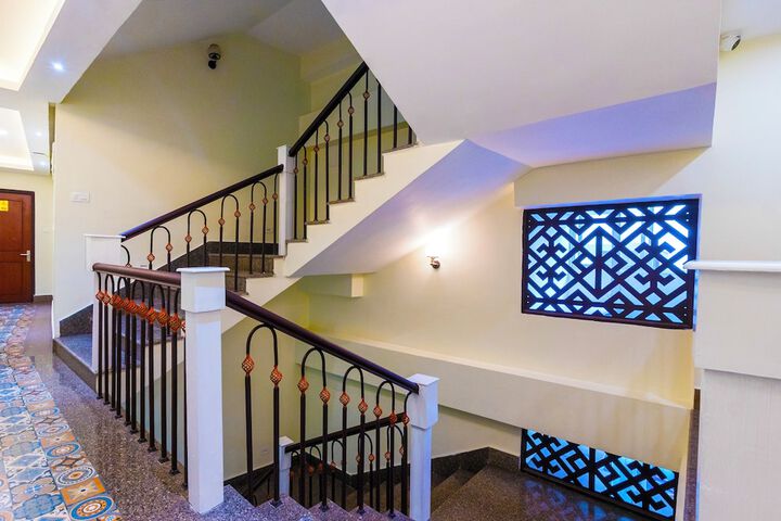 Hotel Interior 6 of 110