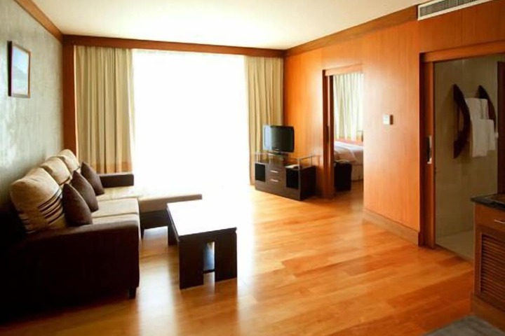 Room 7 of 46