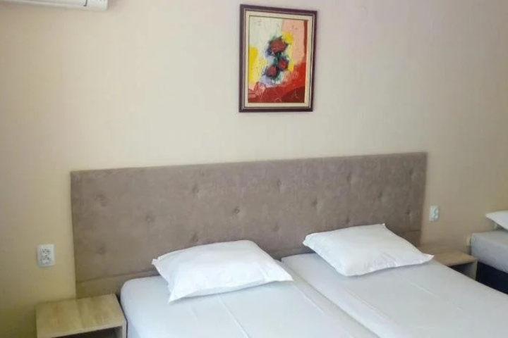Room 2 of 13