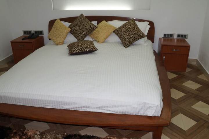 Room 3 of 24