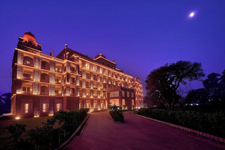 Hotel 62 of 63