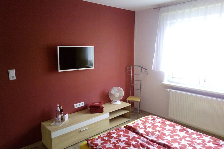 Room 23 of 60