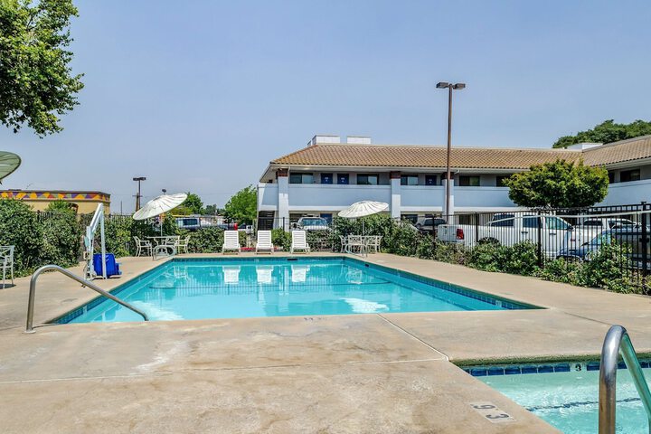 Pool 55 of 82
