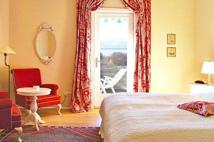 Room 21 of 61