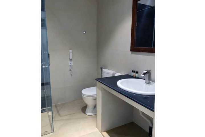 Room 93 of 170