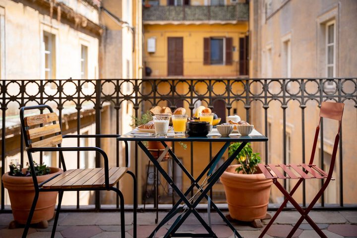 Breakfast/Coffee Service 67 of 92