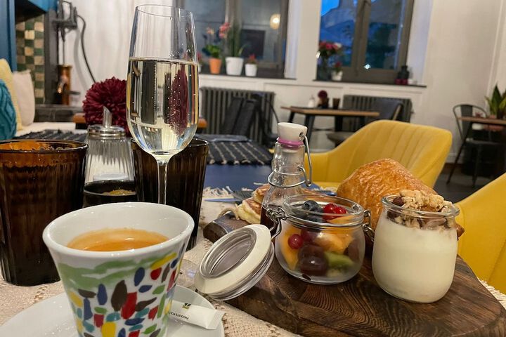 Breakfast/Coffee Service 59 of 73