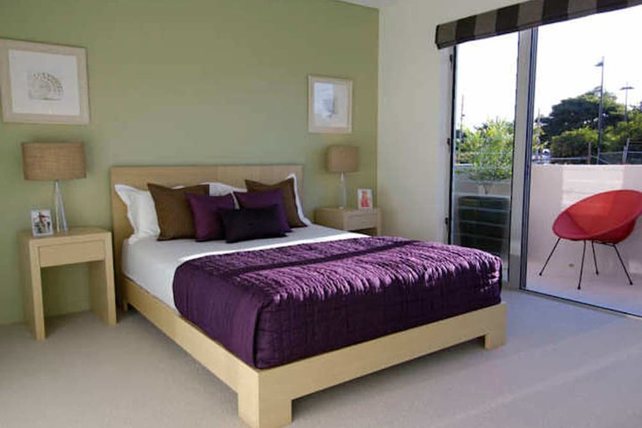 Room 3 of 56