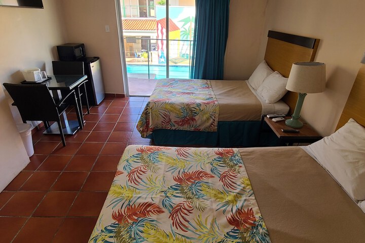 Room 3 of 31
