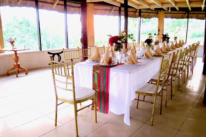 Dining 5 of 14