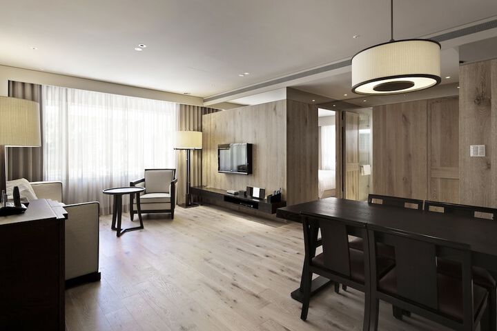 Room 25 of 44