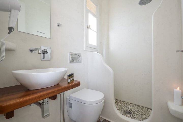 Room 14 of 23