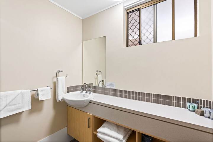 Room 20 of 34