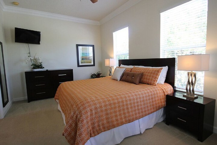 Room 5 of 22