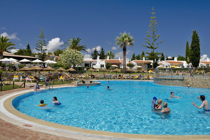Pool 82 of 128