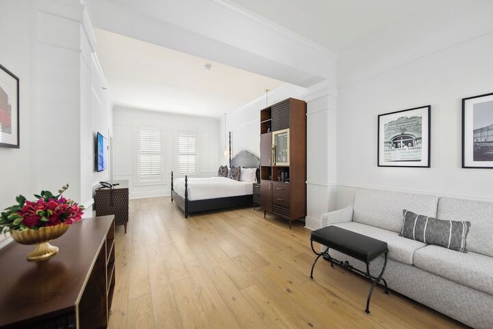 Room 20 of 114