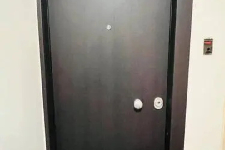 Room 3 of 3