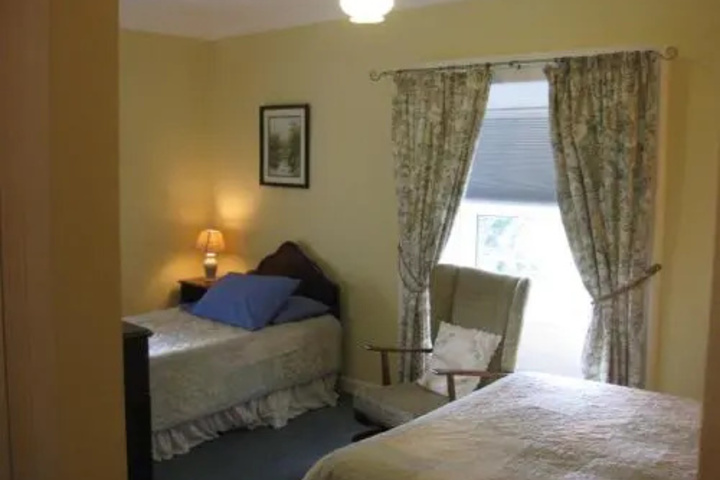 Room 5 of 13
