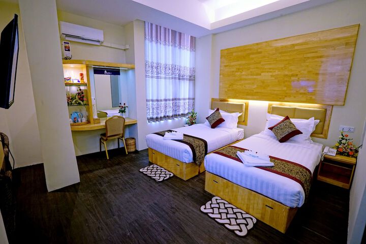 Room 7 of 20