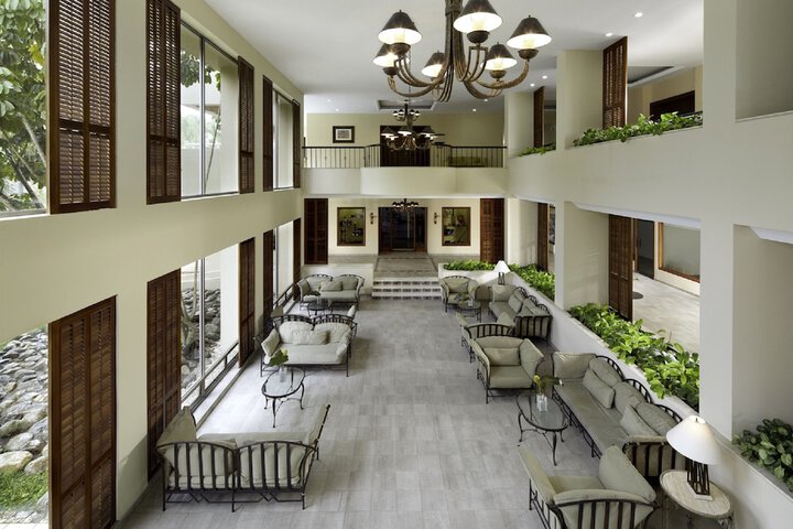 Lobby Entry