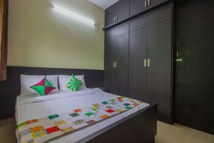 Room 17 of 26