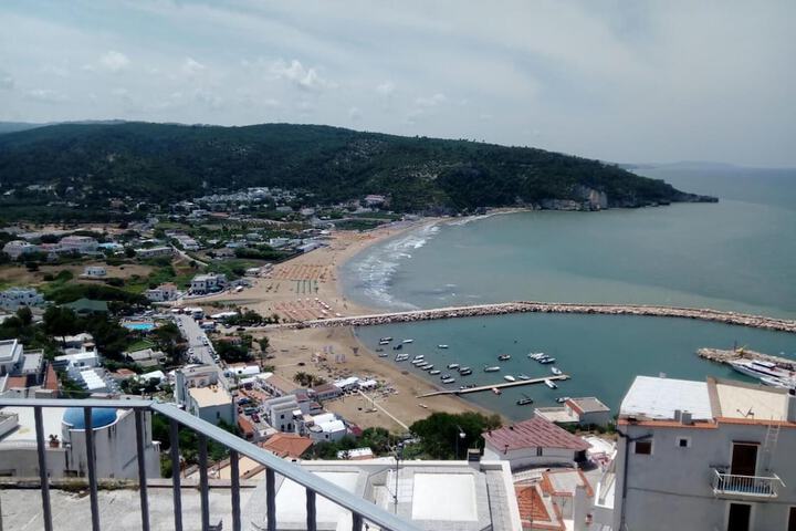 Beach 32 of 40