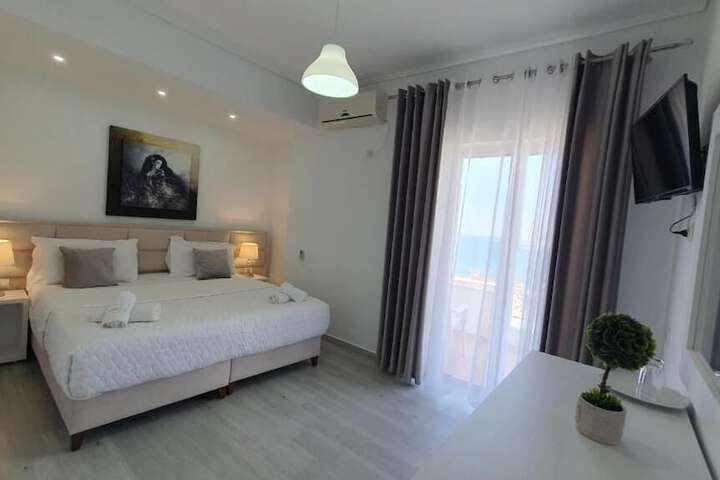 Room 62 of 106