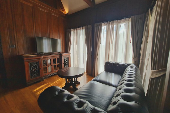 Room 6 of 124