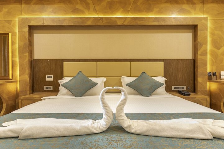 Room 3 of 42