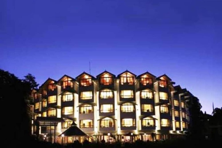 Crescent Resort