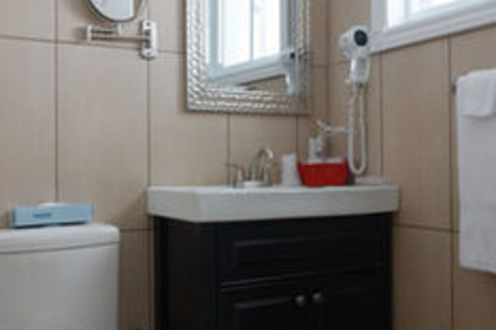 Room 5 of 27