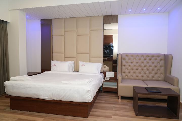 Room 5 of 67
