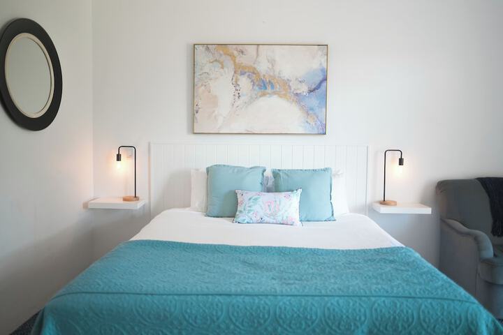 Room 13 of 65