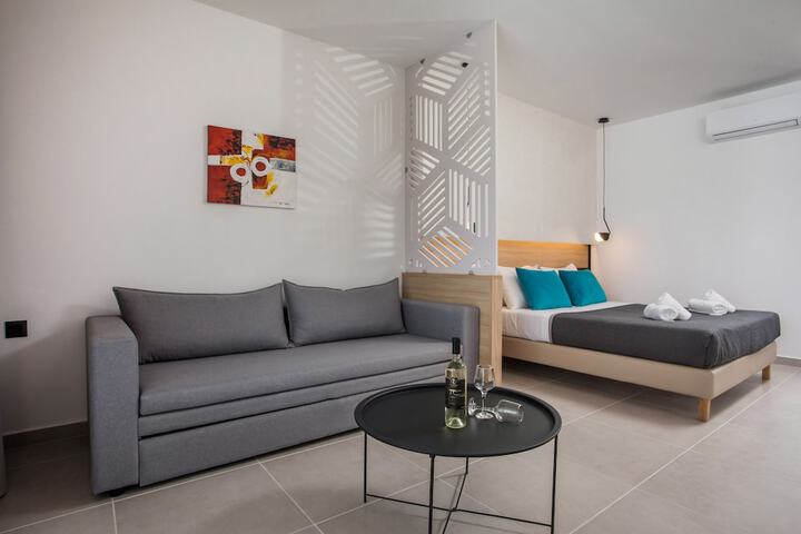 Room 75 of 102