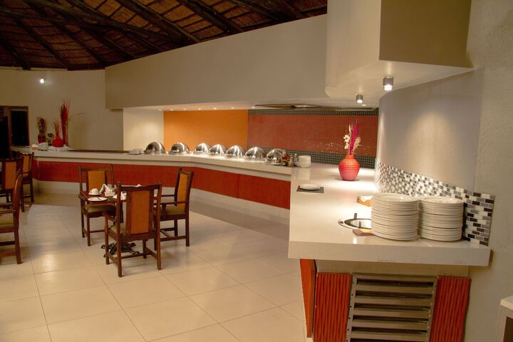 Dining Photos
