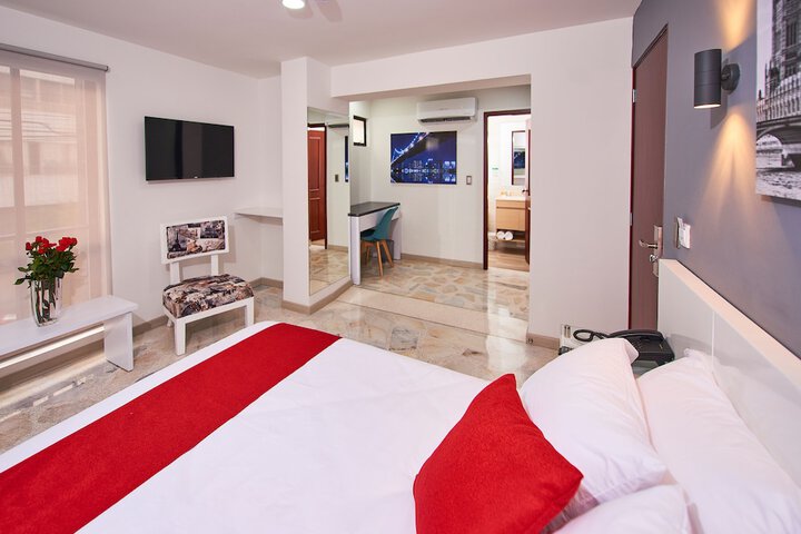 Room 3 of 30