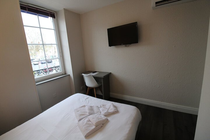 Room 21 of 69
