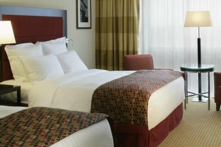 Room 8 of 43