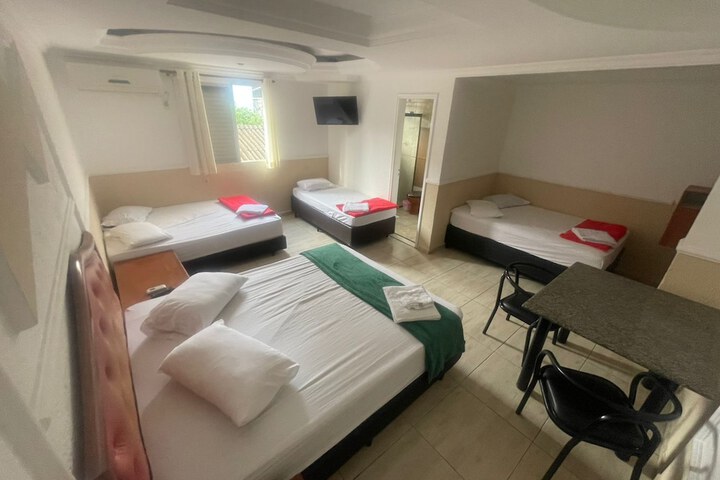 Room 13 of 23