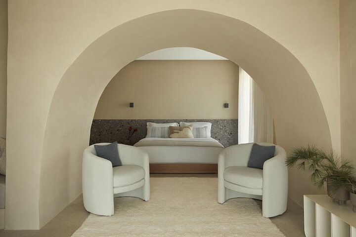 Room 8 of 47