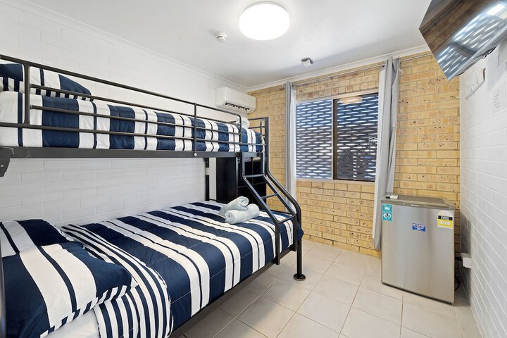 Room 3 of 23
