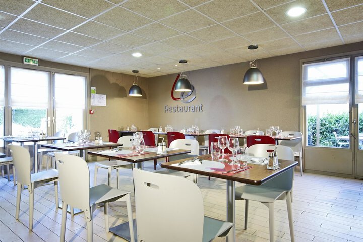 Dining Photos