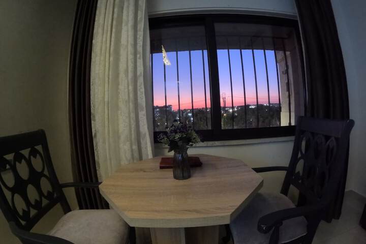 Room 29 of 38