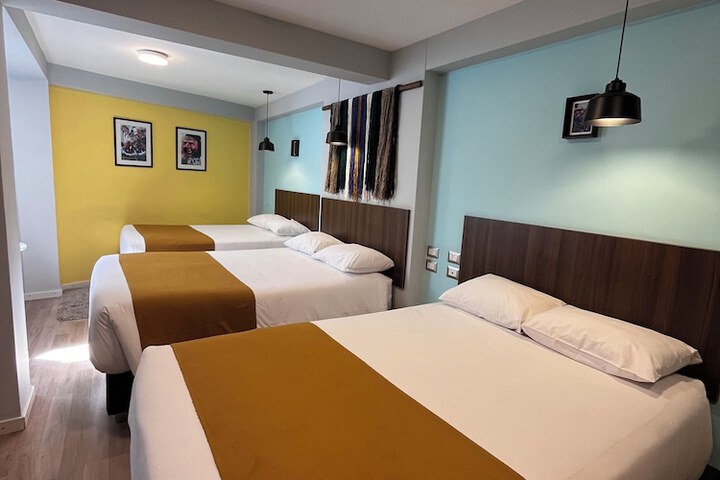 Room 43 of 167