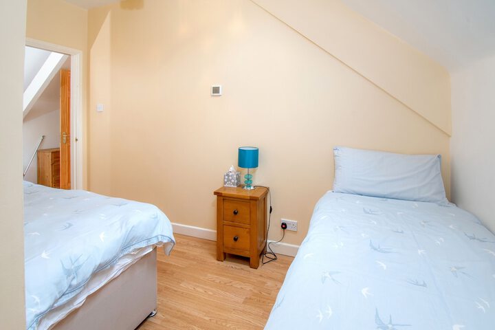 Room 3 of 15