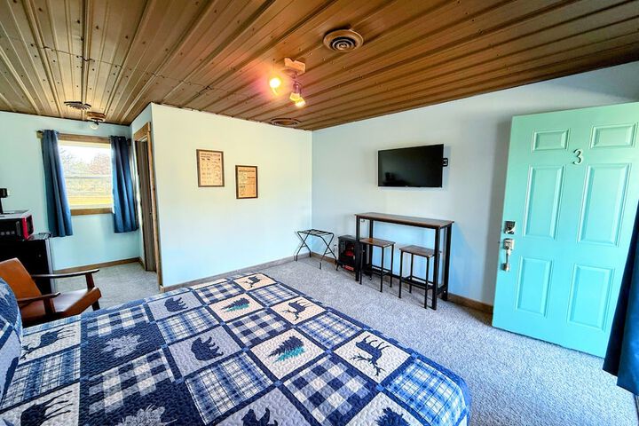 Room 6 of 19
