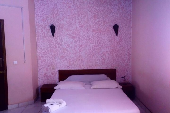 CENTRAL HOTEL