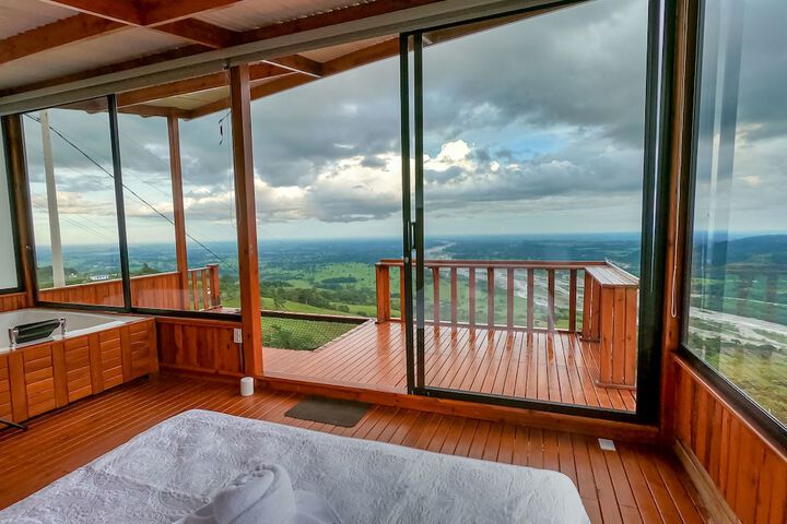 Room 2 of 41