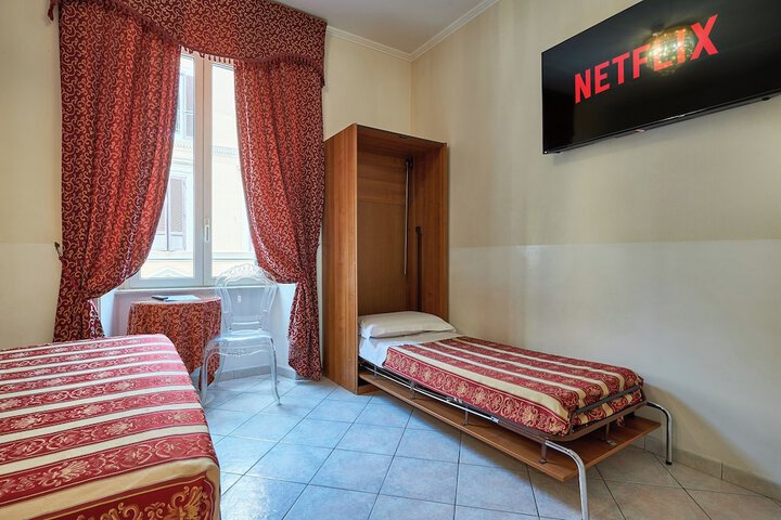 Room 44 of 69