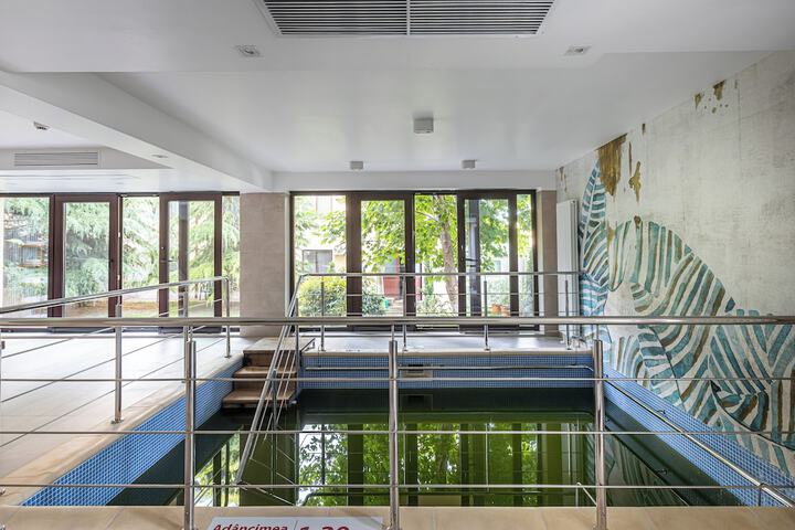 Pool 37 of 63